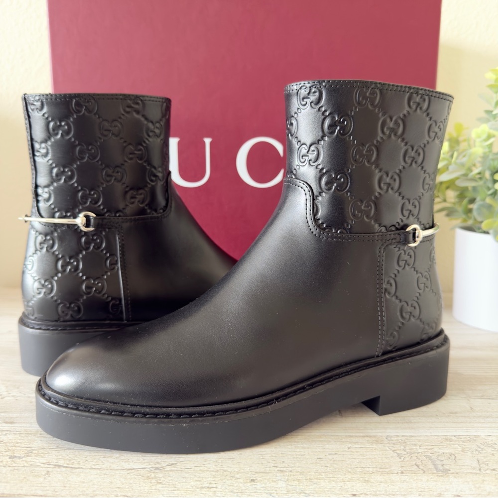 New Gucci GG Women Black leather ankle flat boots with zipper size 37 US 7